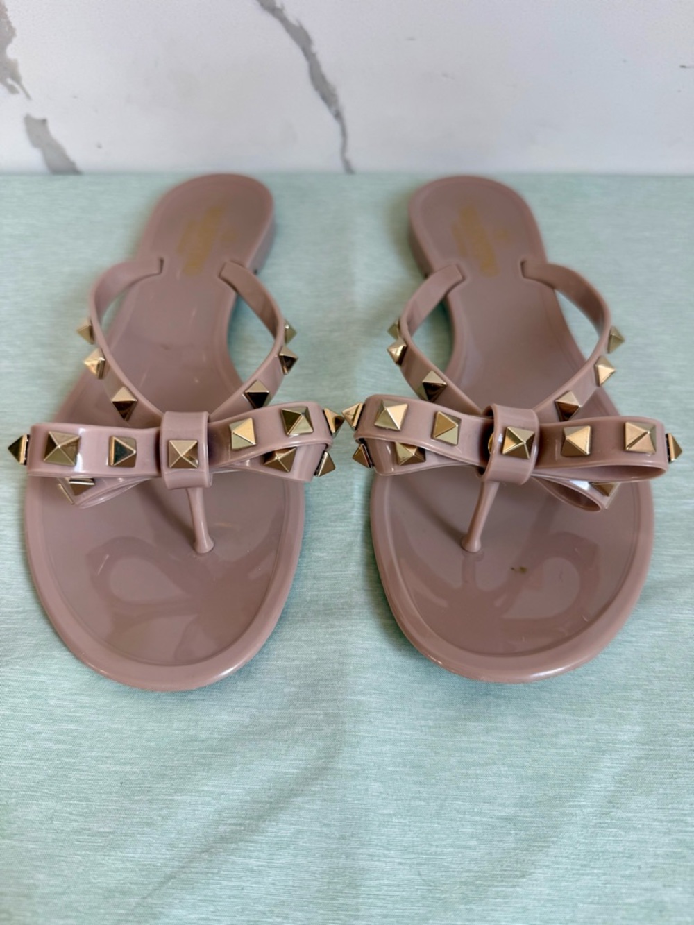 Valentino Garavani Rockstud Rubber Slippers - Sandals